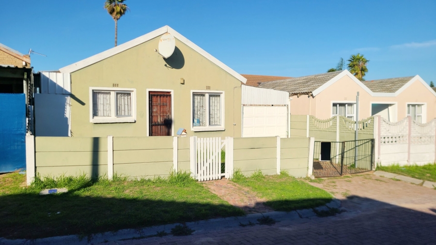 2 Bedroom Property for Sale in Silversands Western Cape
